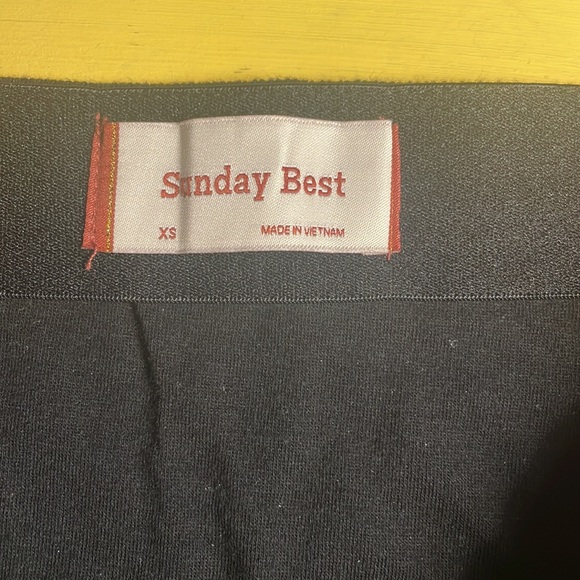 Sunday Best ♥️ black skirt with ruffled hem - Picture 3 of 5